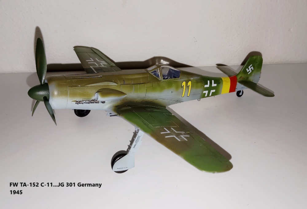 FW TA-152 C-11...JG 301 Germany 1945